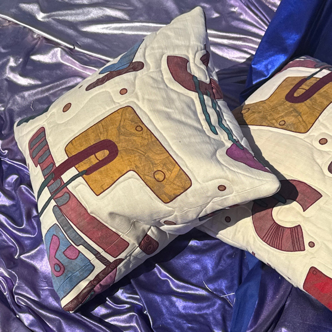 Deadstock Vintage Silkscreened Graphic Quilted Throw Pillow Set - Monte Visión