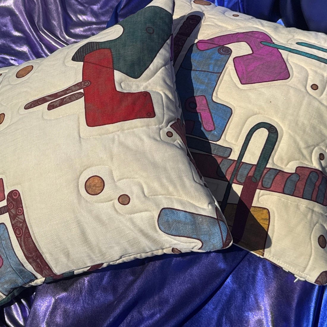 Deadstock Vintage Silkscreened Graphic Quilted Throw Pillow Set - Monte Visión