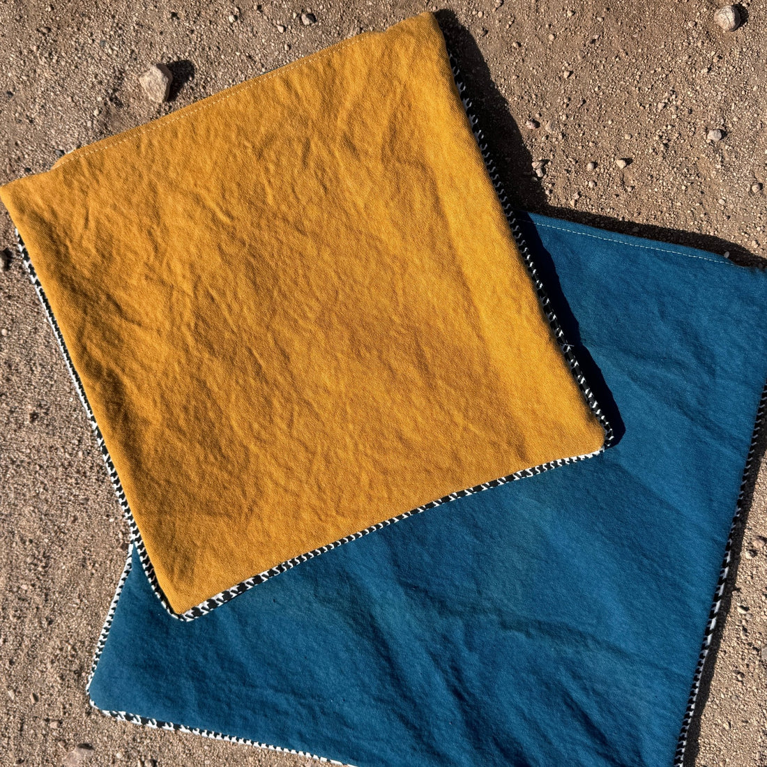 Mustand & Dark Teal Canvas Colorblocked Throw Pillow Set - Monte Visión