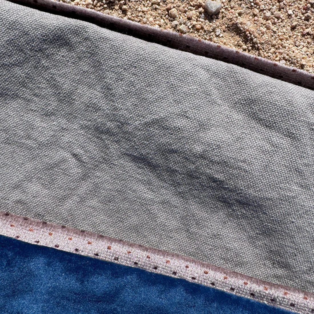 Navy Velvet & Seal Grey Canvas Colorblocked Throw Pillow Set - Monte Visión