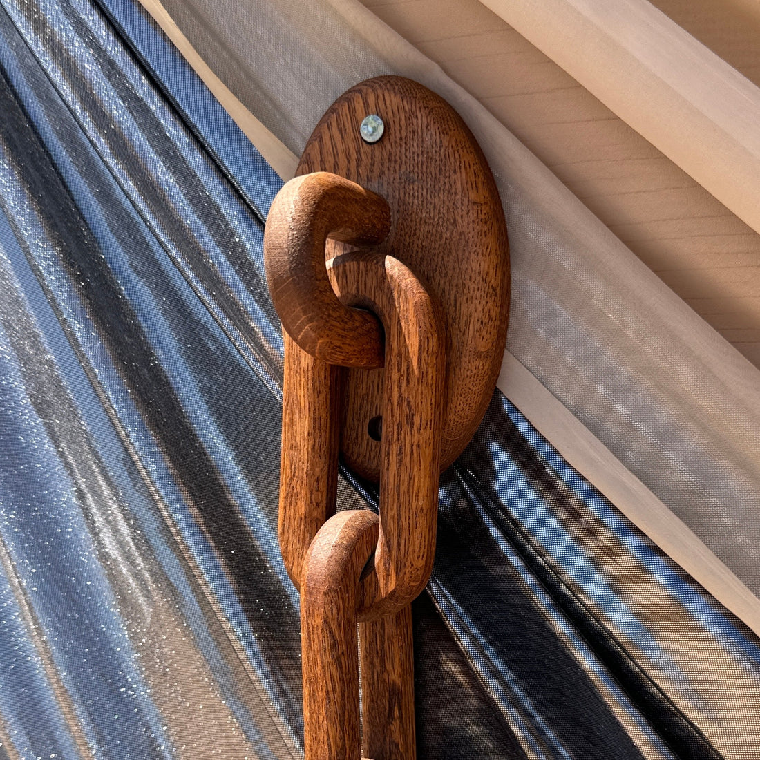 Vintage Carved Wood Chain & Hook - Monte Visión