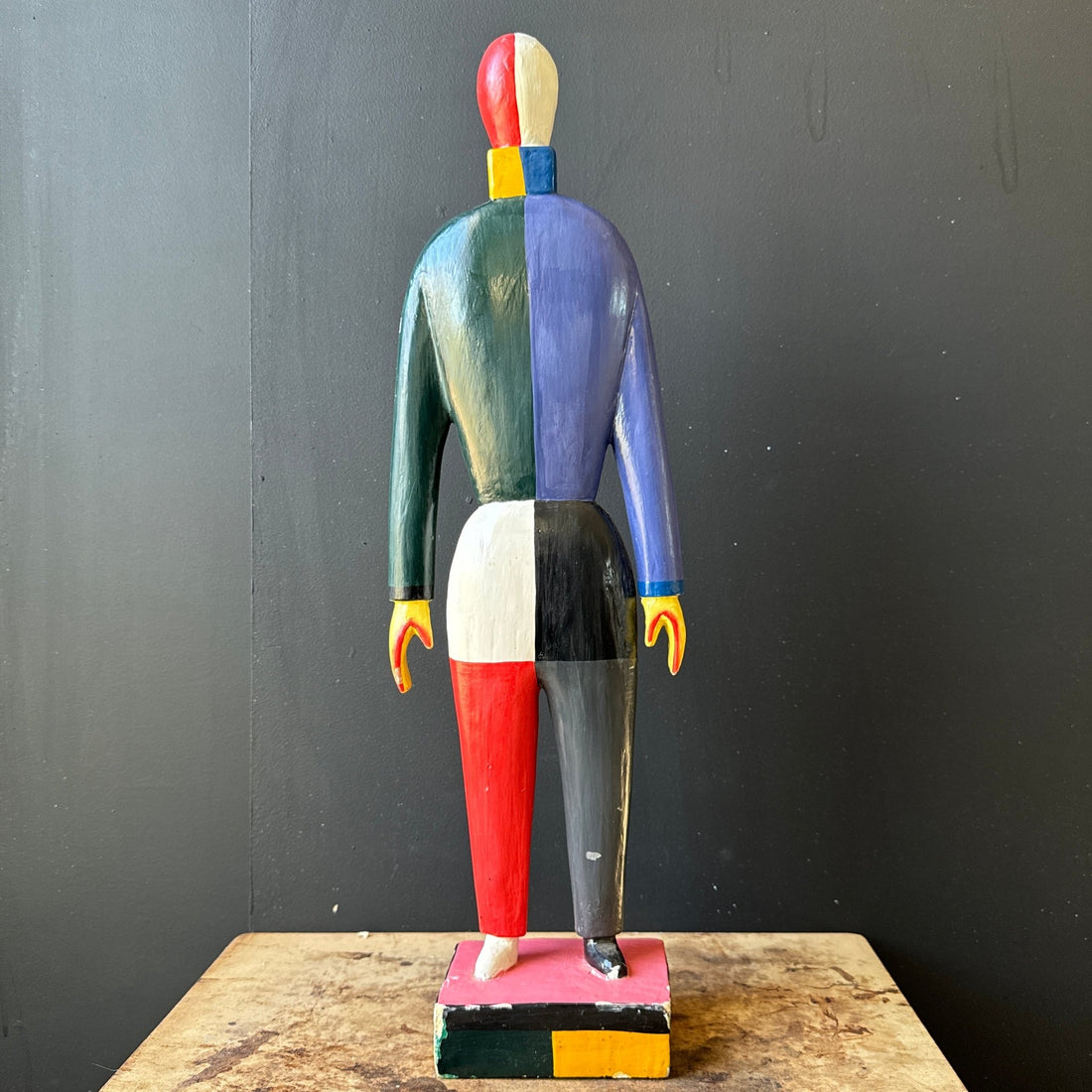 Kazimir Malevich Abstract Modernist Guggenheim Sportsmen Figure - Monte Visión