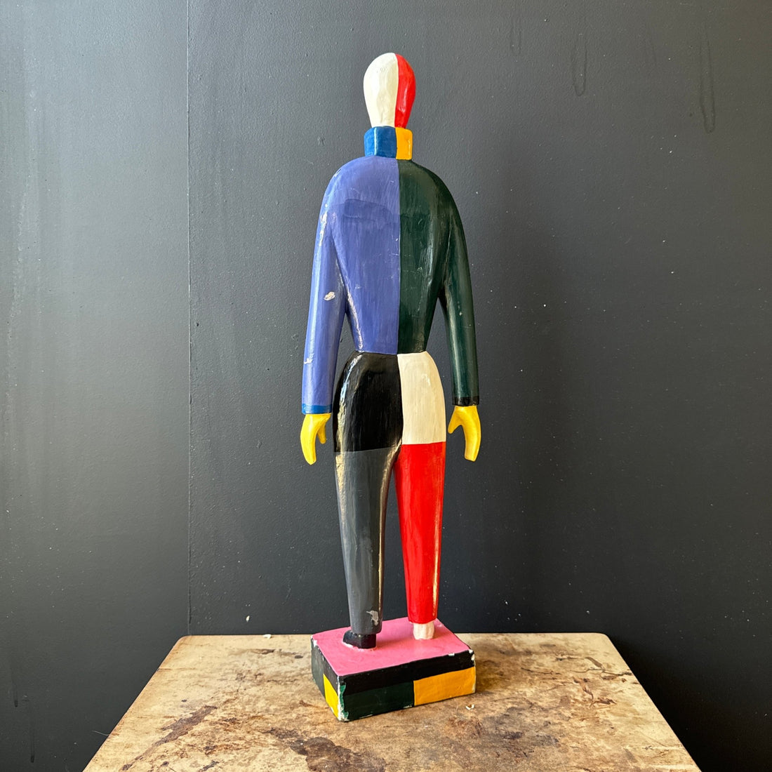 Kazimir Malevich Abstract Modernist Guggenheim Sportsmen Figure - Monte Visión