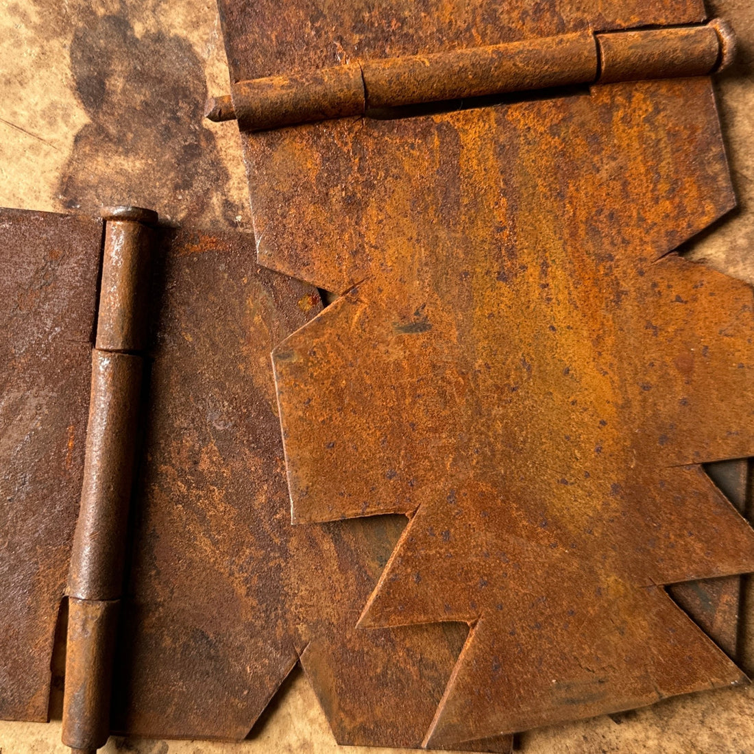 Oversized Torch-Cut Rusted Steel Southwest Hinges- 12 Available - Monte Visión