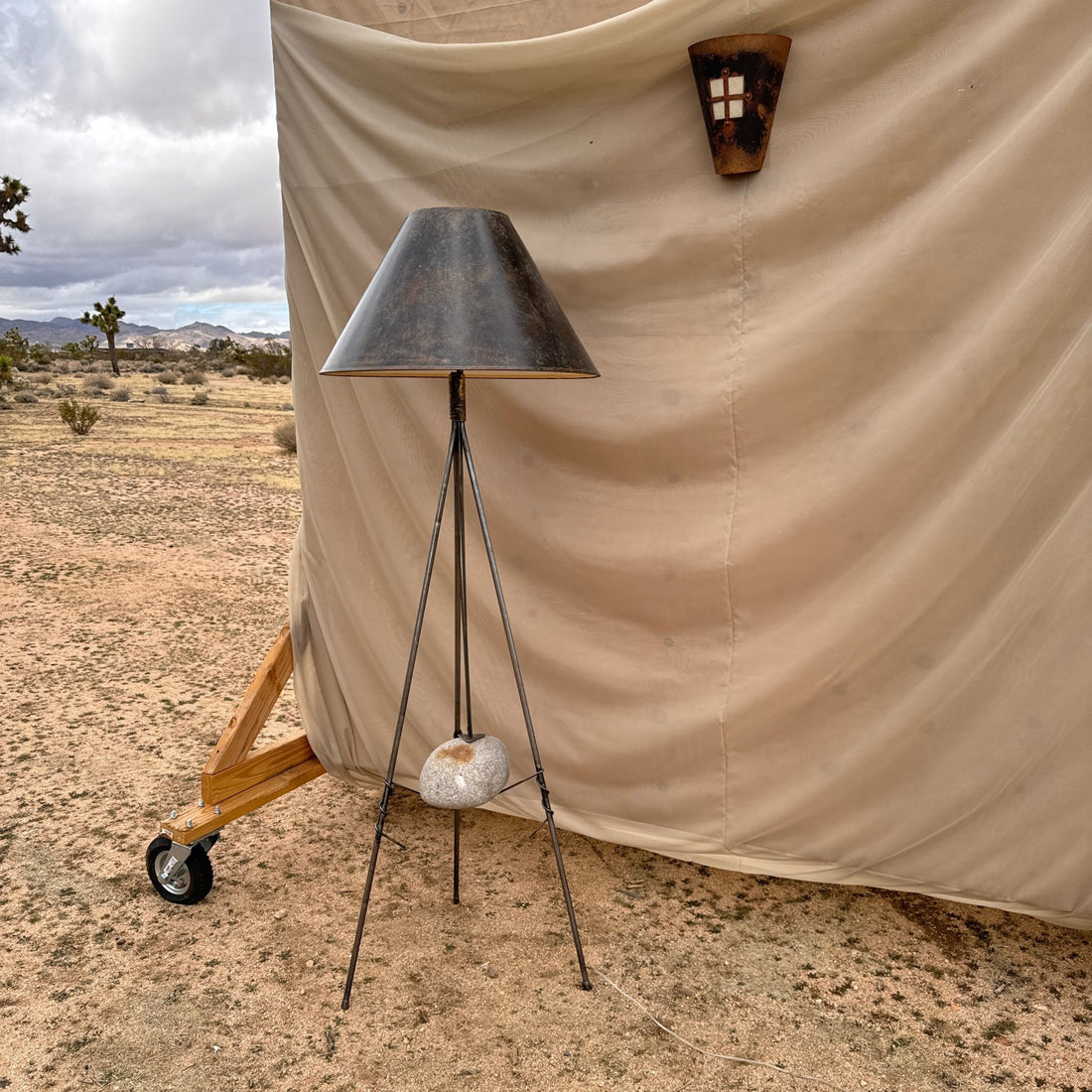 Postmodern Artist-Made Stone & Steel Floor Lamp - Monte Visión