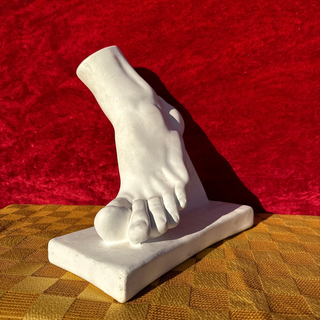 Postmodern Oversized Plaster Male Foot - Monte Visión