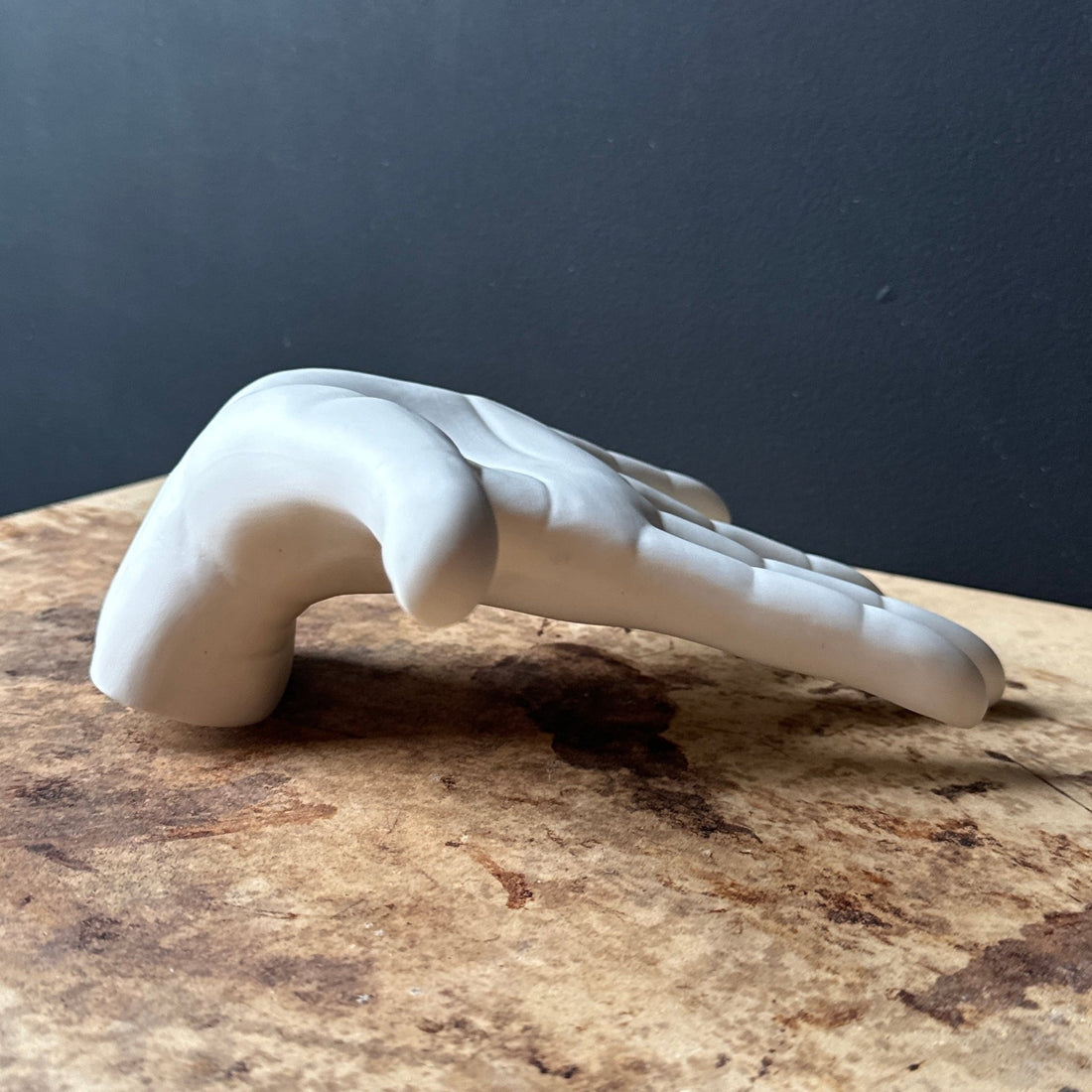 Postmodern Porcelain Wall-Mounted Hand Decor Or Hook - Monte Visión