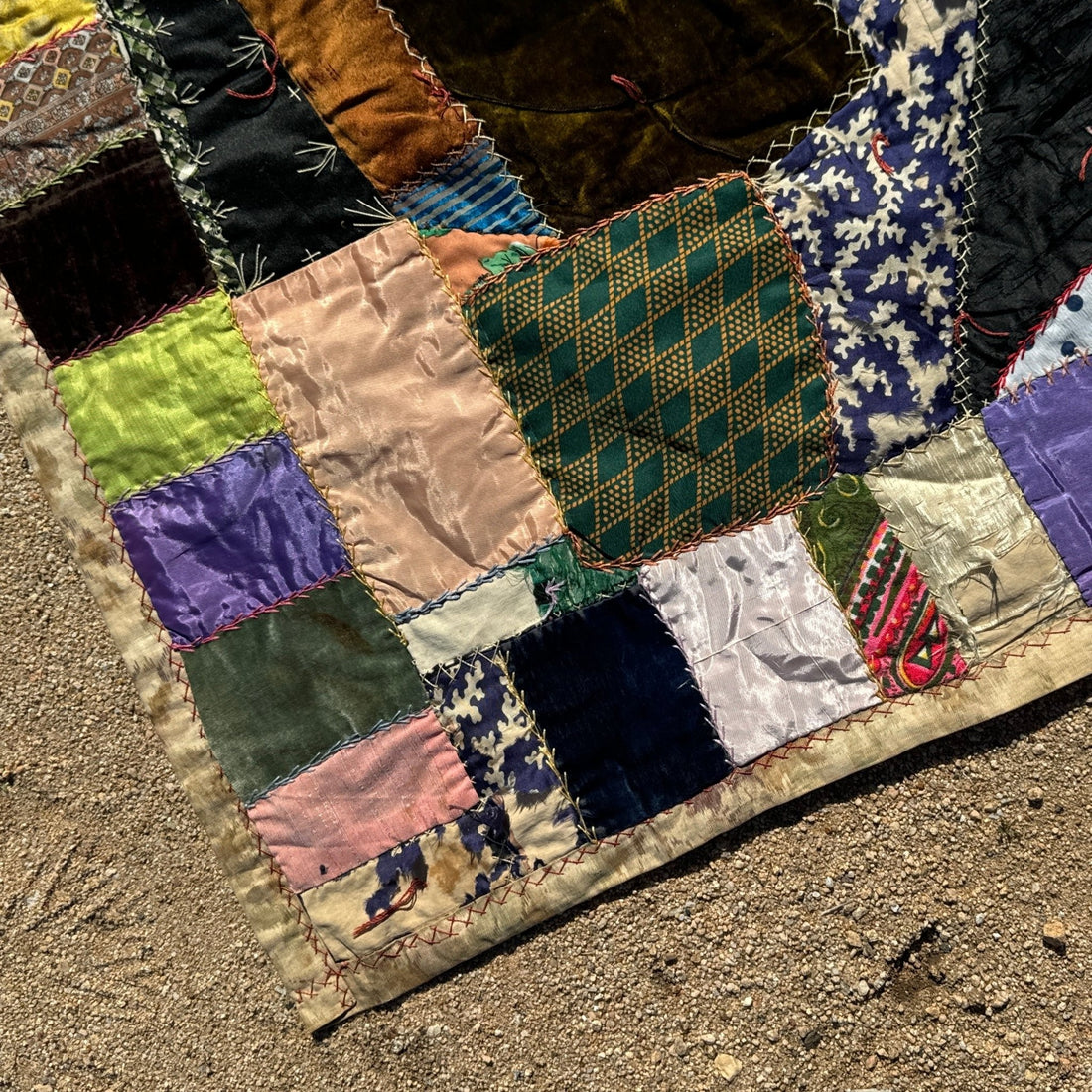 Victorian Children's Crazy Quilt - Monte Visión