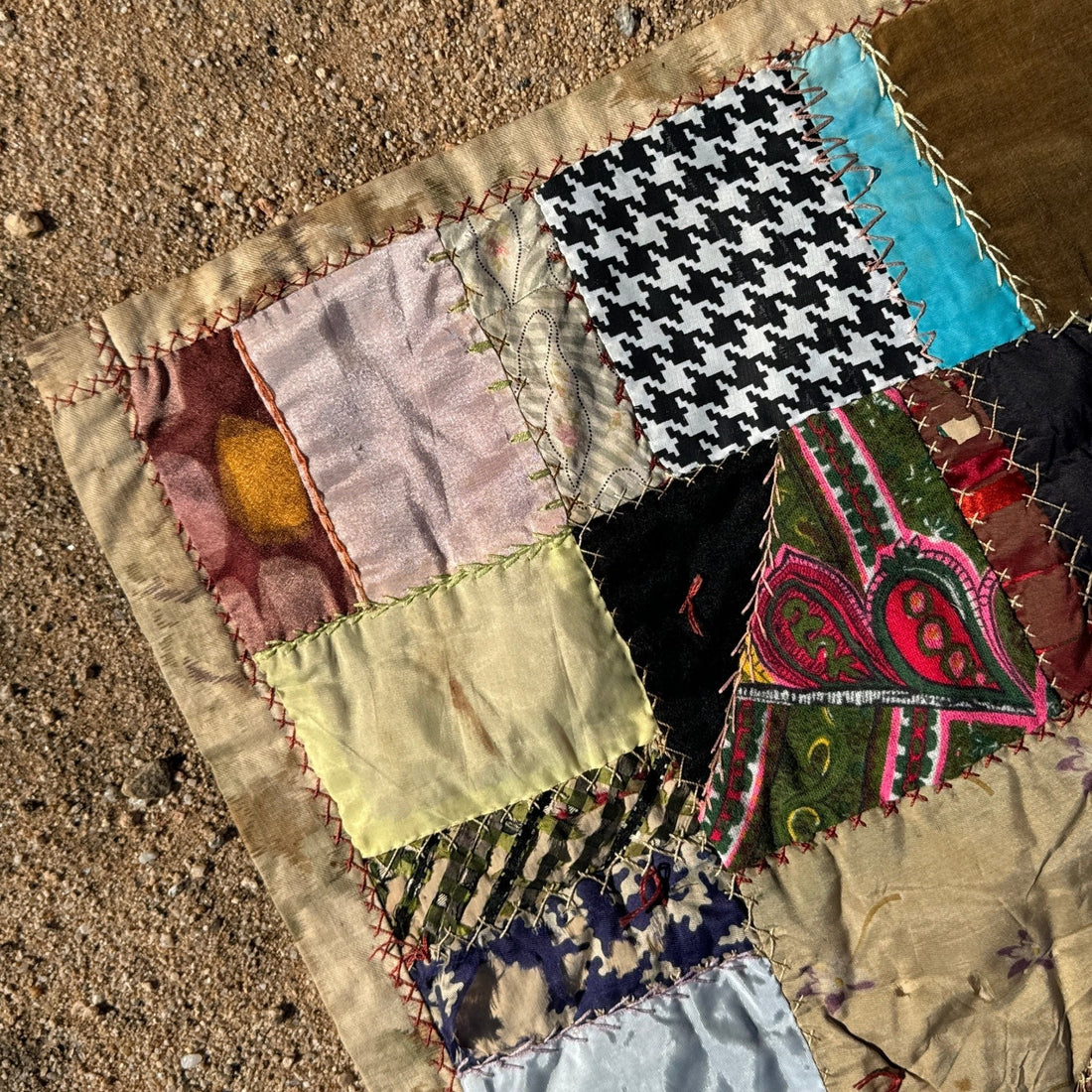 Victorian Children's Crazy Quilt - Monte Visión