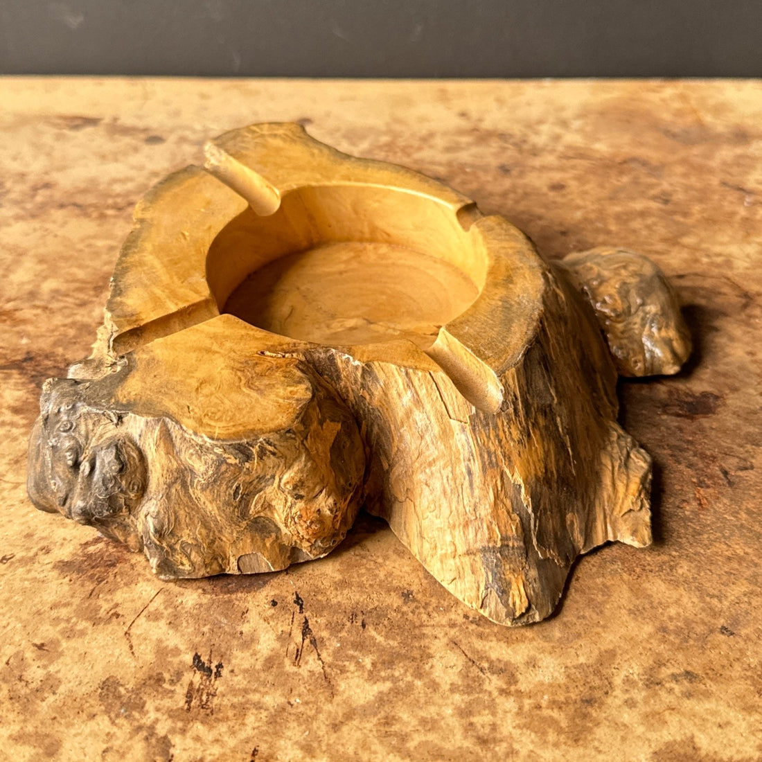 Vintage Carved Burl Stump Ashtray - Monte Visión