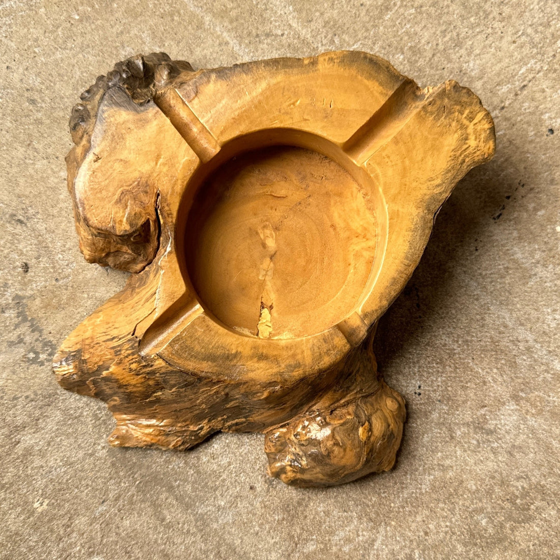 Vintage Carved Burl Stump Ashtray - Monte Visión
