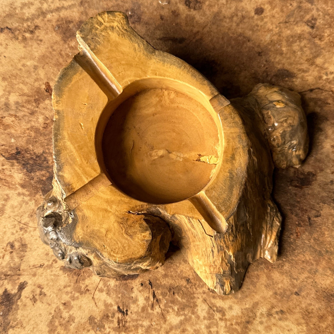 Vintage Carved Burl Stump Ashtray - Monte Visión