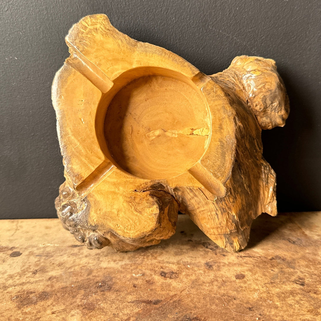 Vintage Carved Burl Stump Ashtray - Monte Visión