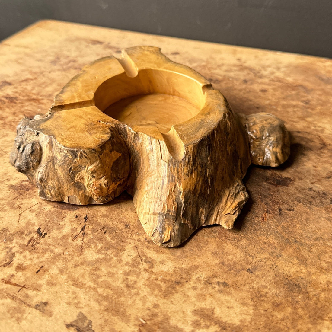 Vintage Carved Burl Stump Ashtray - Monte Visión