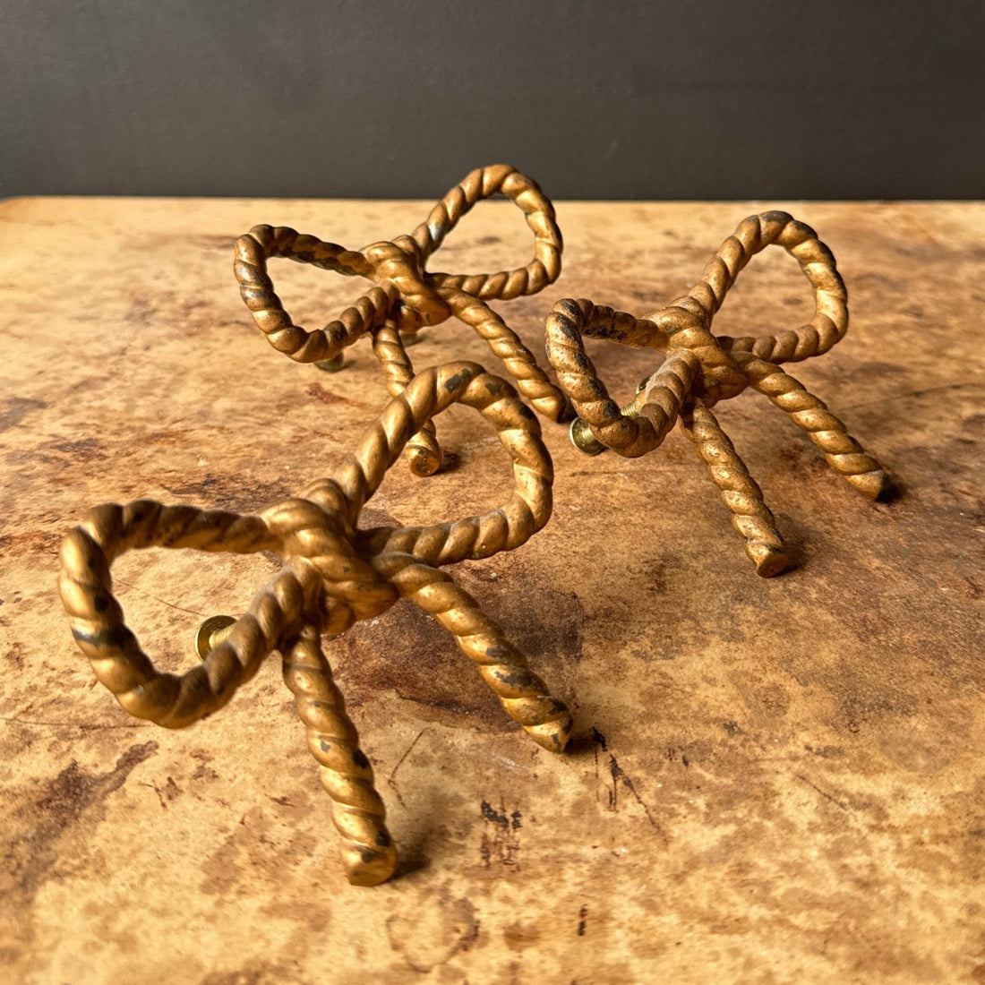 Vintage Gold-Tone Metal Rope Bow Drawer Pulls- Set of 2 - Monte Visión