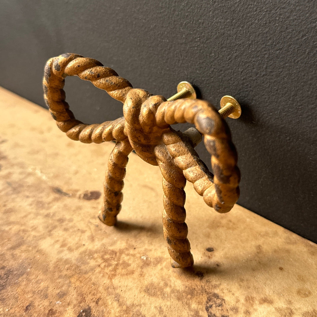 Vintage Gold-Tone Metal Rope Bow Drawer Pulls- Set of 2 - Monte Visión