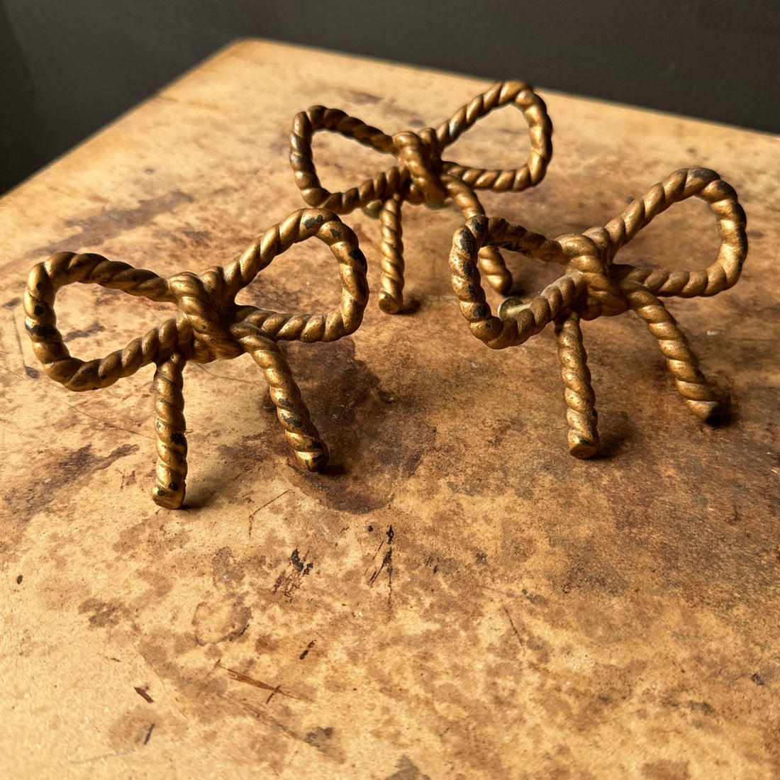 Vintage Gold-Tone Metal Rope Bow Drawer Pulls- Set of 2 - Monte Visión