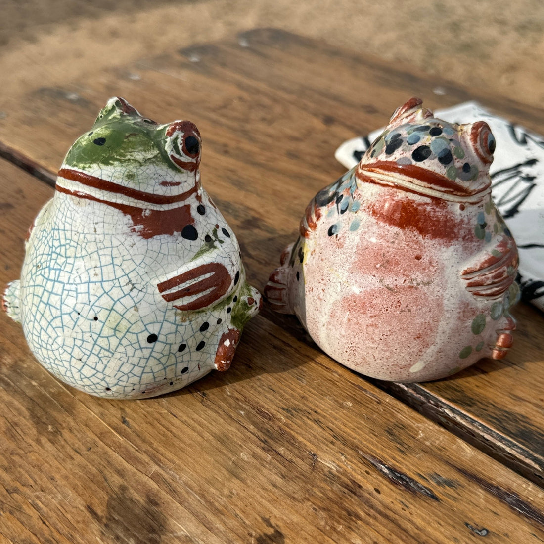 Vintage Italian Frog Ceramic Salt & Pepper Shakers- Set of 2 - Monte Visión