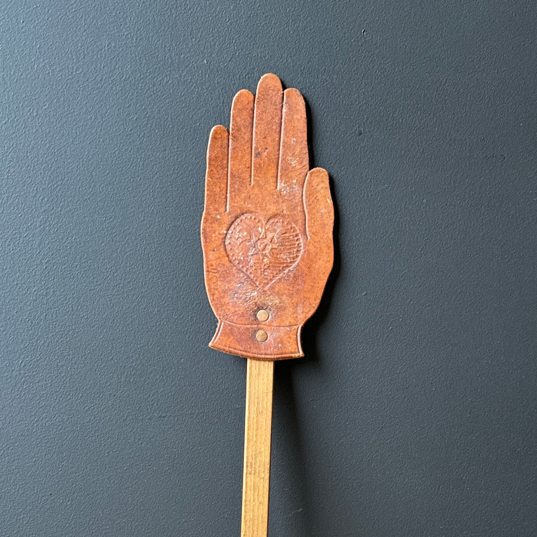 Vintage Leather Hand Fly Swatter - Monte Visión