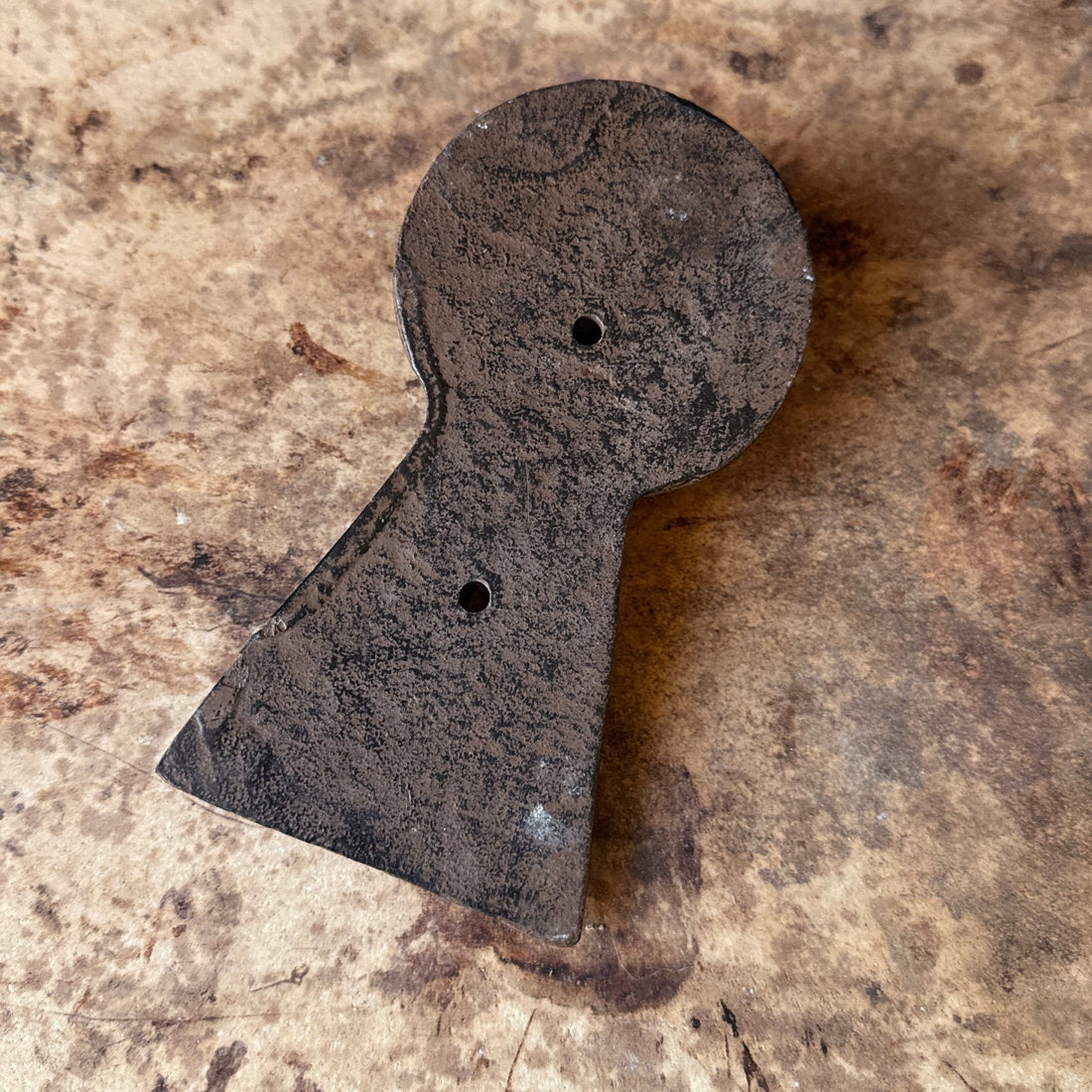 Vintage Metal Oversized Key Door Knocker - Monte Visión