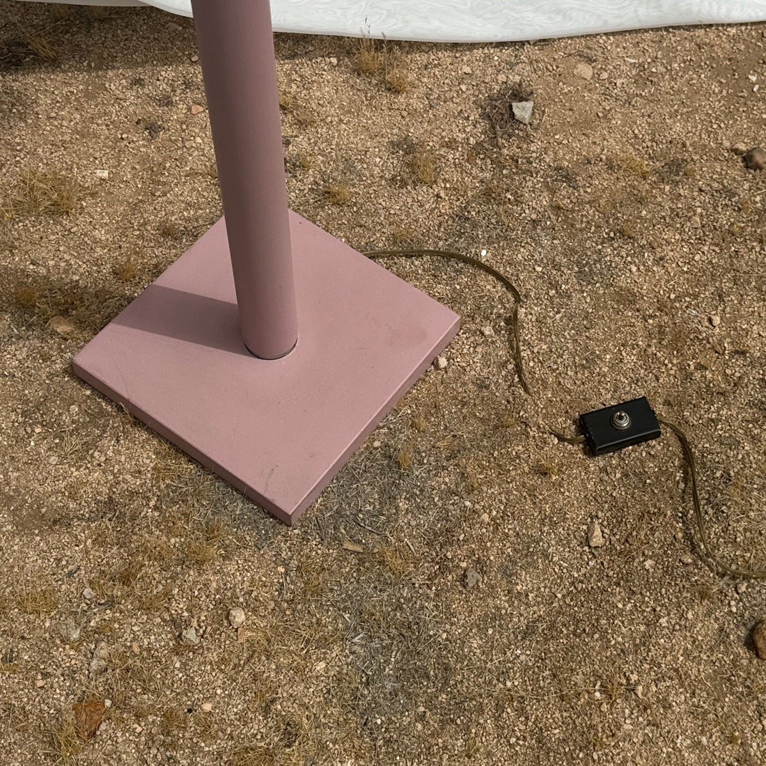 Postmodern Puce Pink Adjustable Arm Floor Lamp - Monte Visión