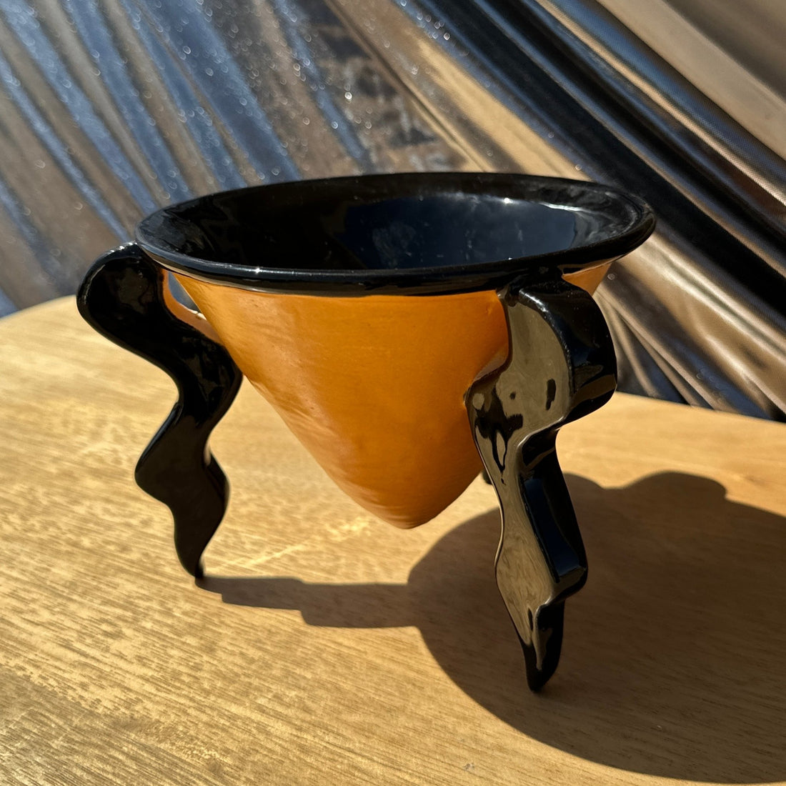 Postmodern Yellow & Black Wavy Leg Footed Bowl - Monte Visión