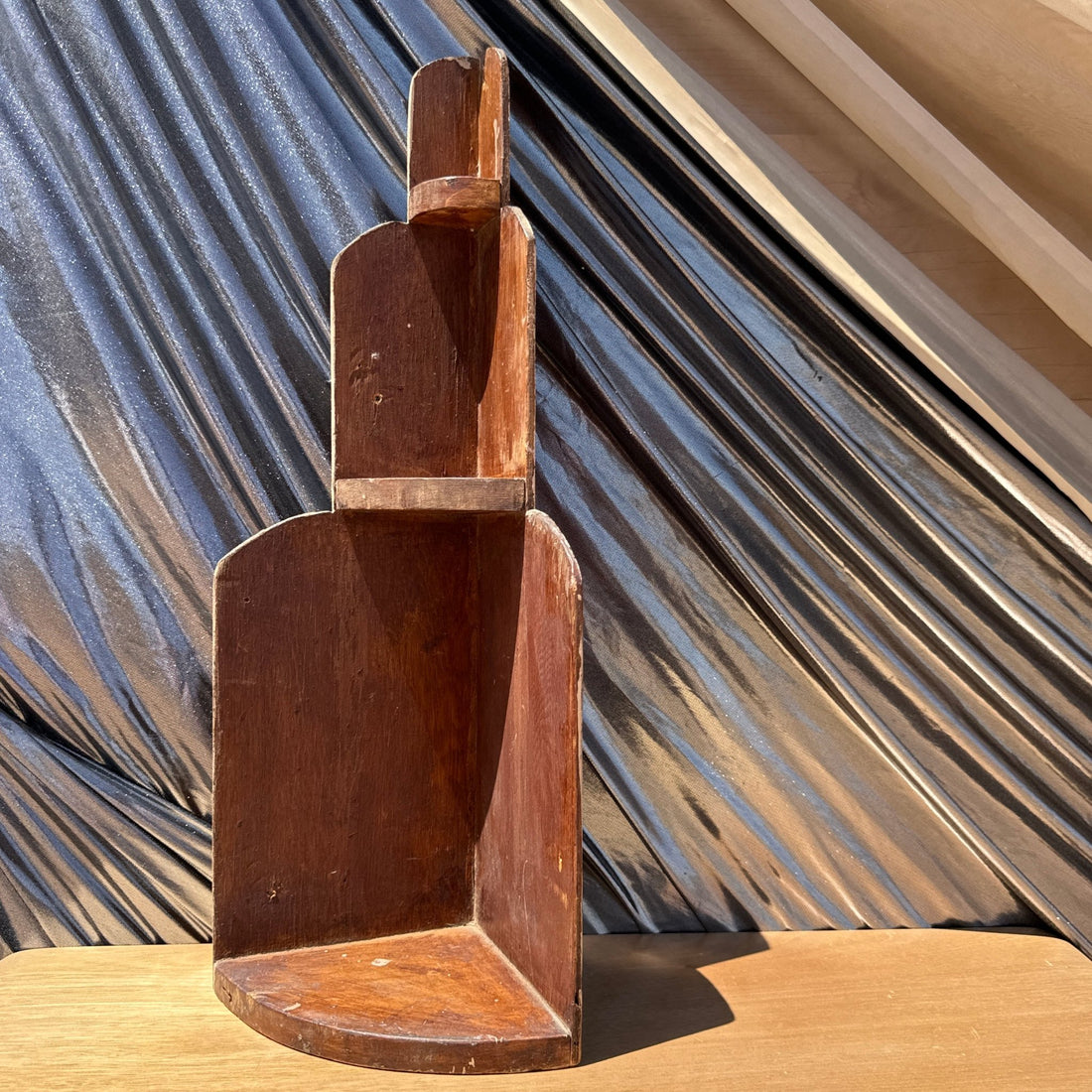 Primitive Wood Corner 3-Shelf Piece - Monte Visión