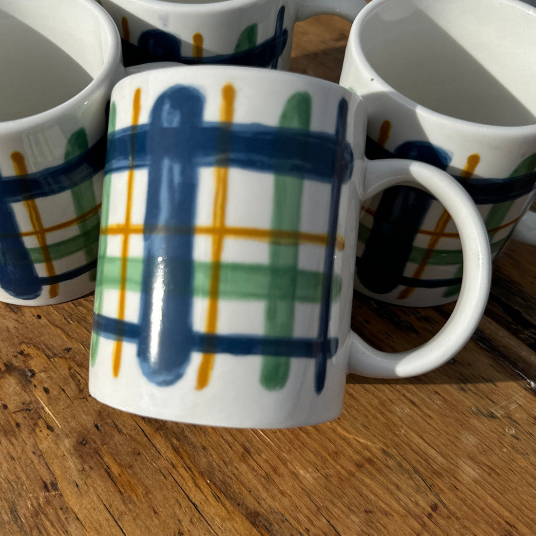 1980's Plaid Print Mugs- Set of 4 - Monte Visión