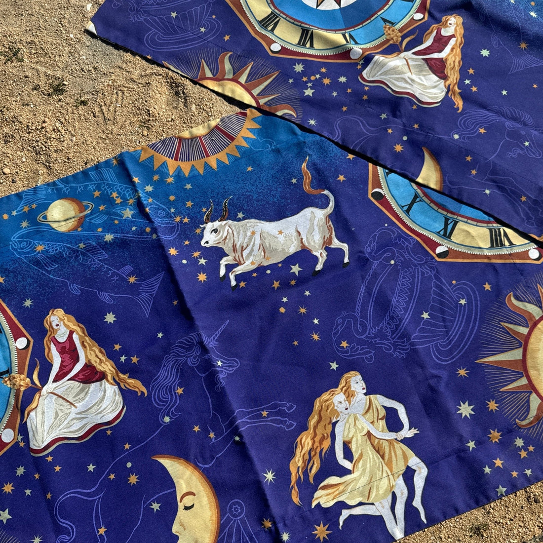 1990's Astrology Themed King Pillow Shams- Set of 2 - Monte Visión