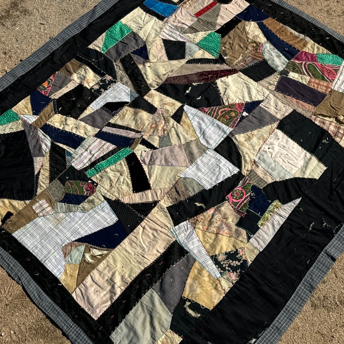 Early 20th Crazy Quilt With Plaid Backing - Monte Visión