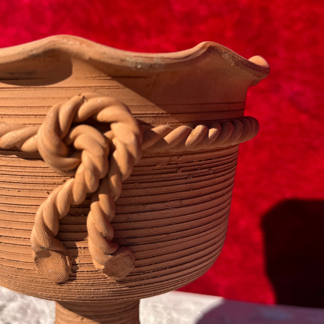 Italian Terracotta Trompe L'Oeil Rope Planter - Monte Visión