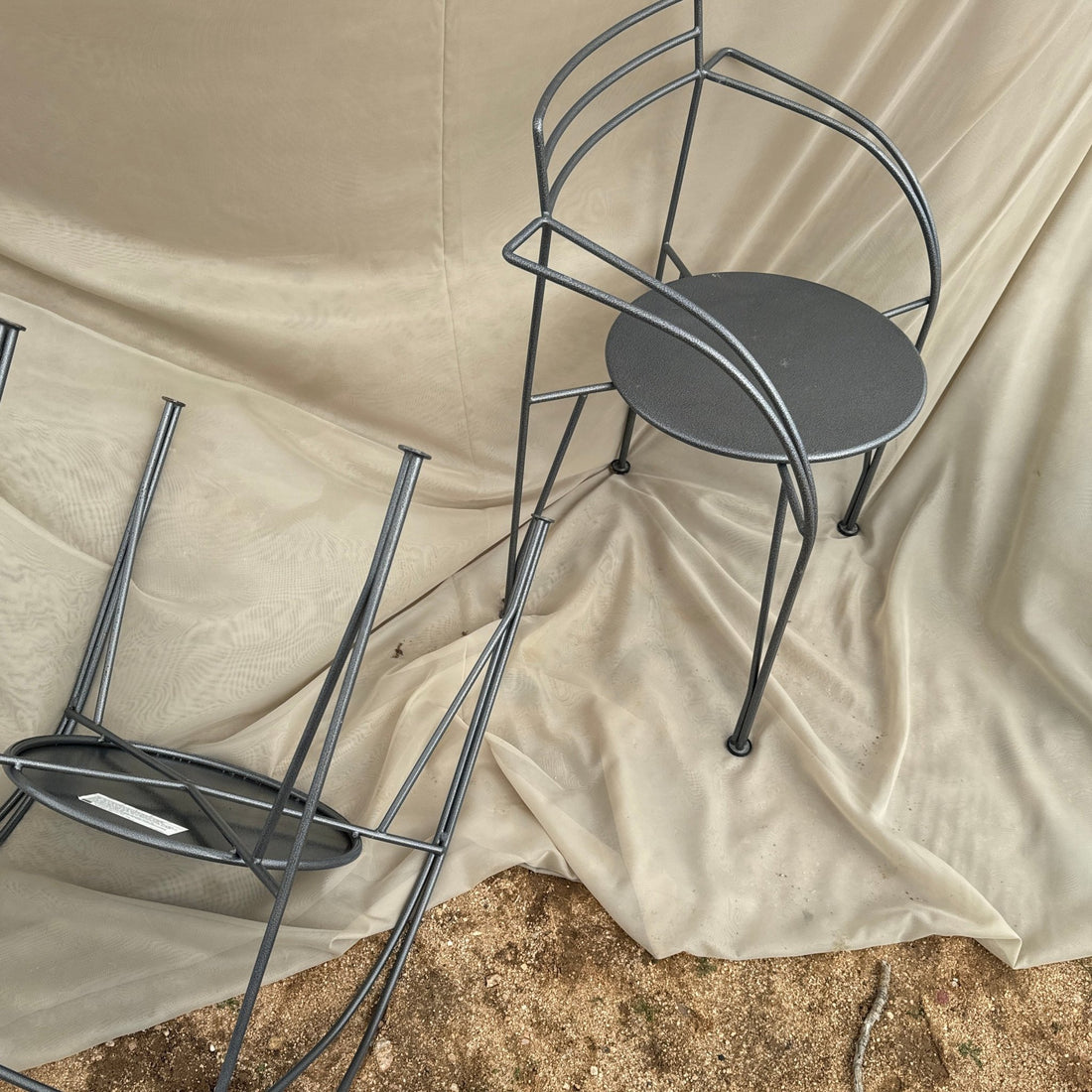 Postmodern French Wire "Lune D'Argent" Chairs By Pascal Mourgue- Set of 2 - Monte Visión