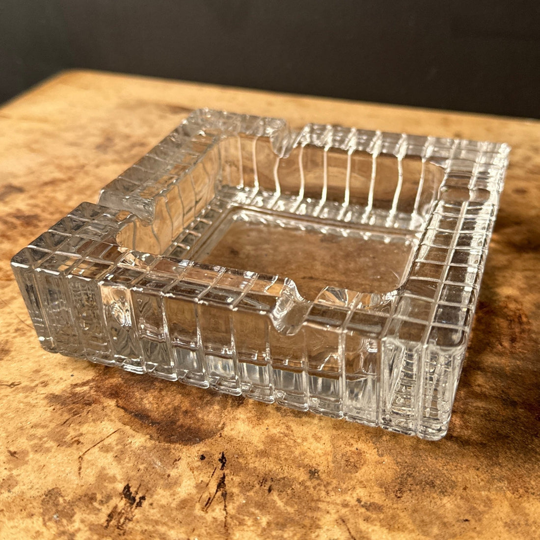 Postmodern Grid Clear Glass Square Ashtray - Monte Visión