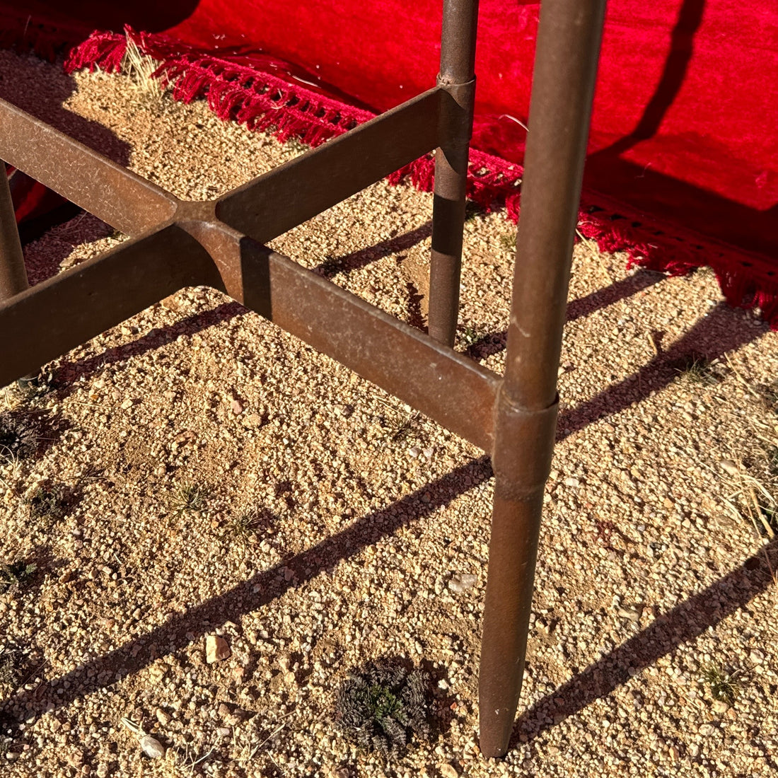 Postmodern Heavy Brown Patina Accent Table - Monte Visión