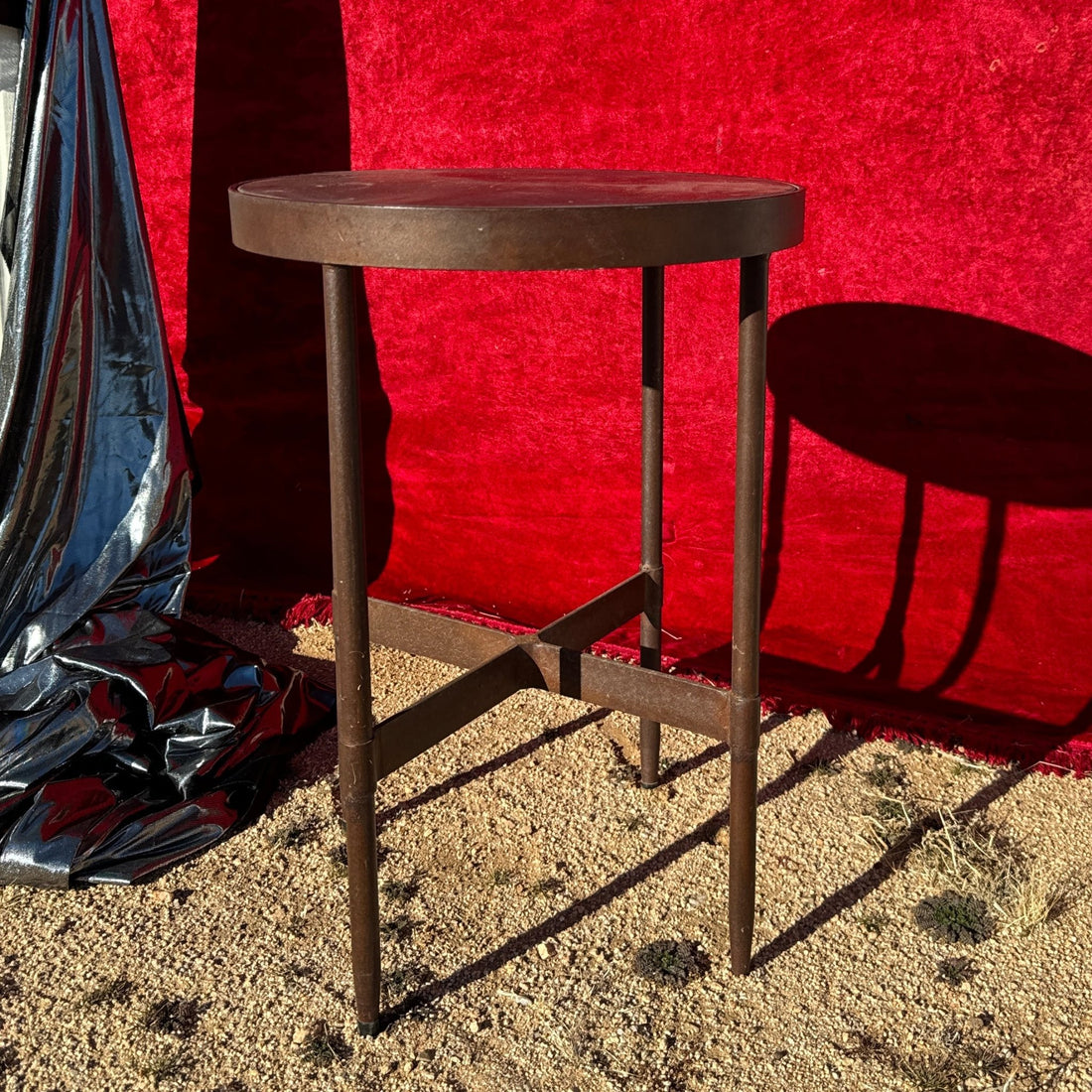 Postmodern Heavy Brown Patina Accent Table - Monte Visión