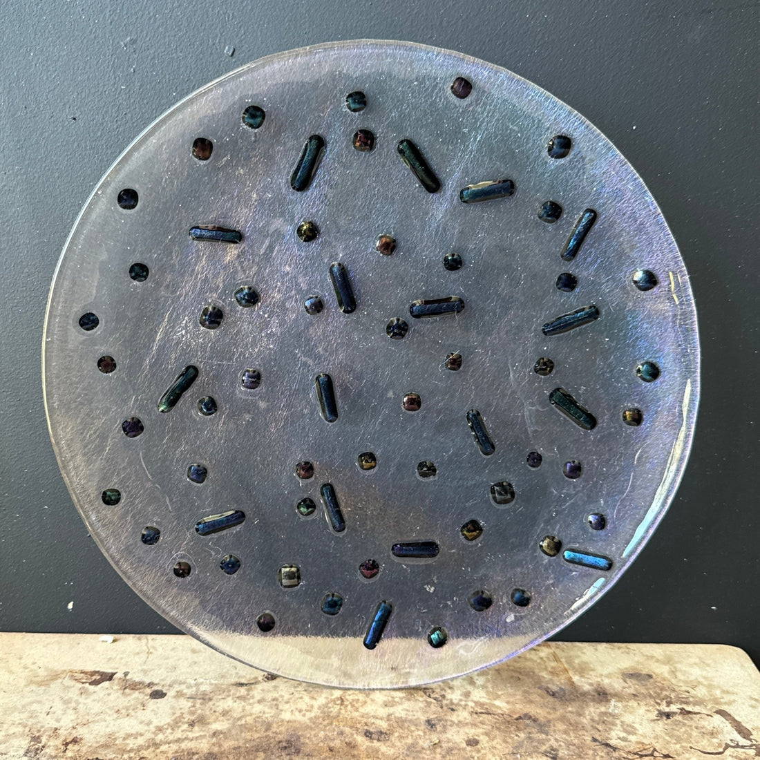 Postmodern Iridescent Confetti Plate - Monte Visión