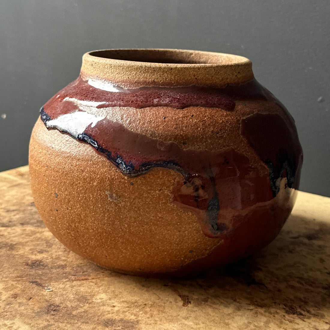 Postmodern Maroon & Blue Glazed Studio Pottery Vessel - Monte Visión