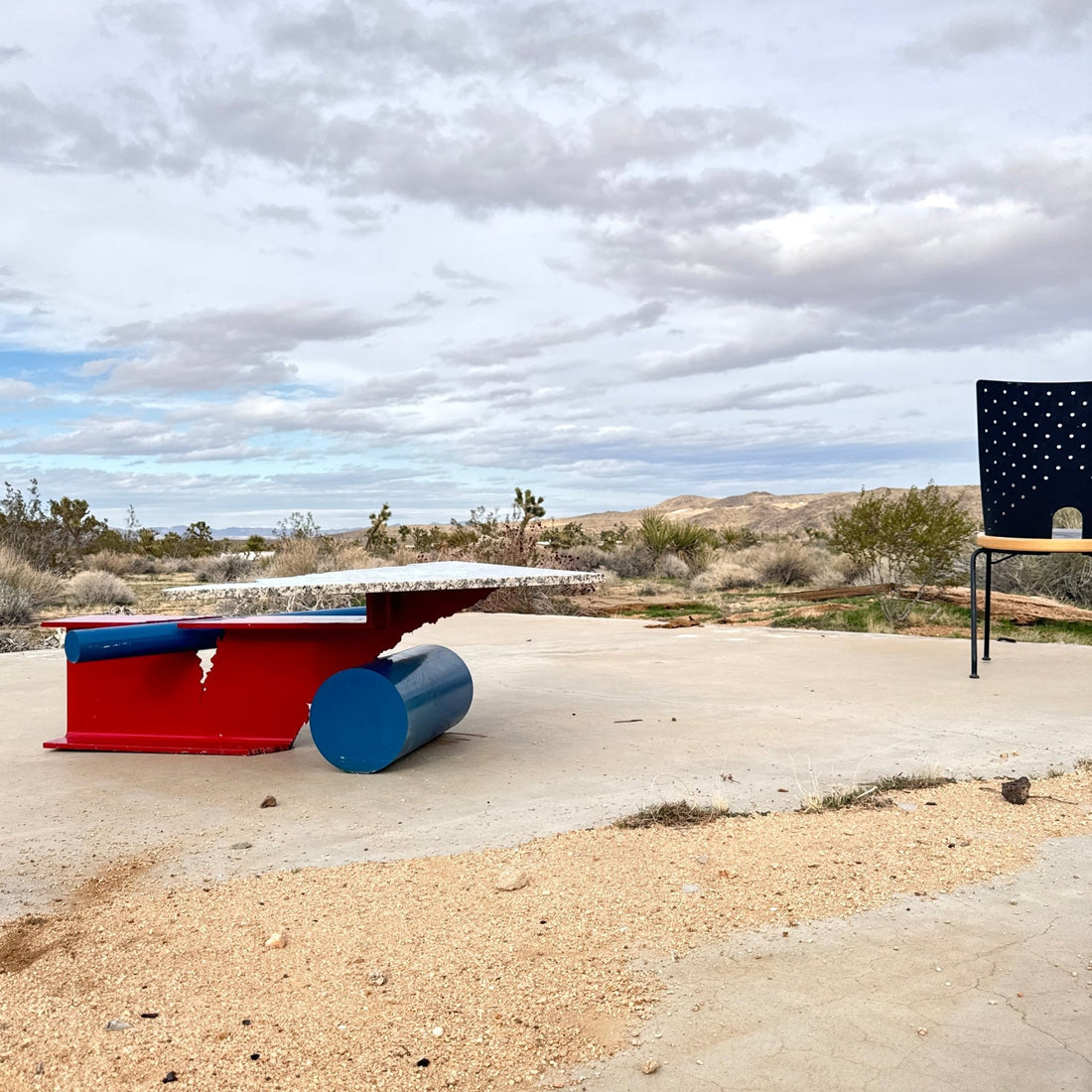 Postmodern Memphis Milano Powdercoated Steel & Granite Coffee Table - Monte Visión