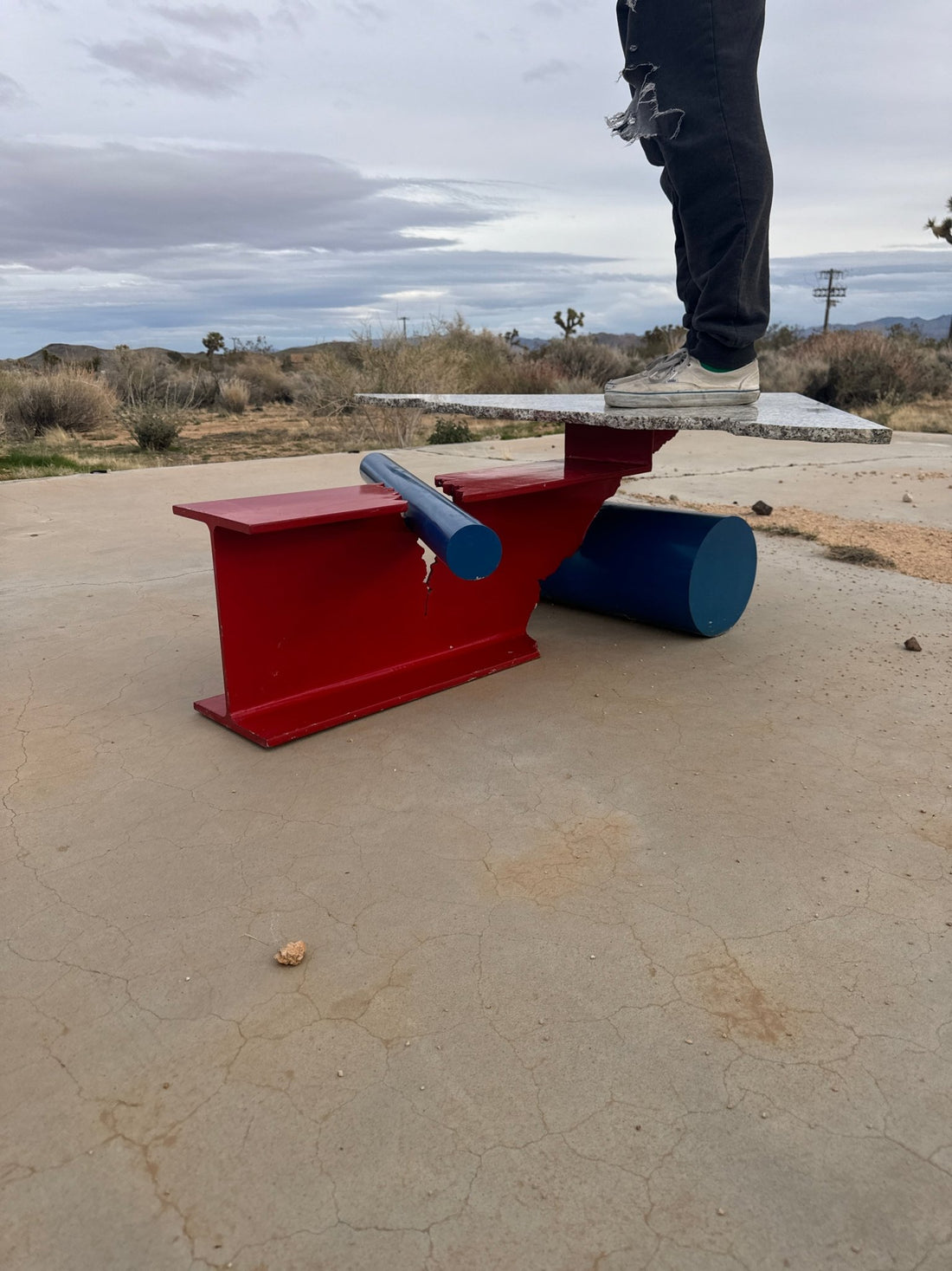 Postmodern Memphis Milano Powdercoated Steel & Granite Coffee Table - Monte Visión