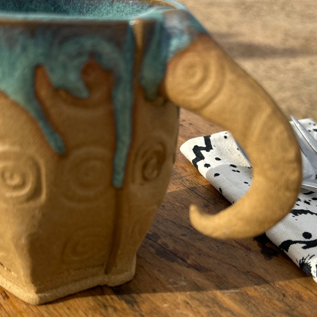 Single Whimsical Hook Handle Handmade Mug - Monte Visión