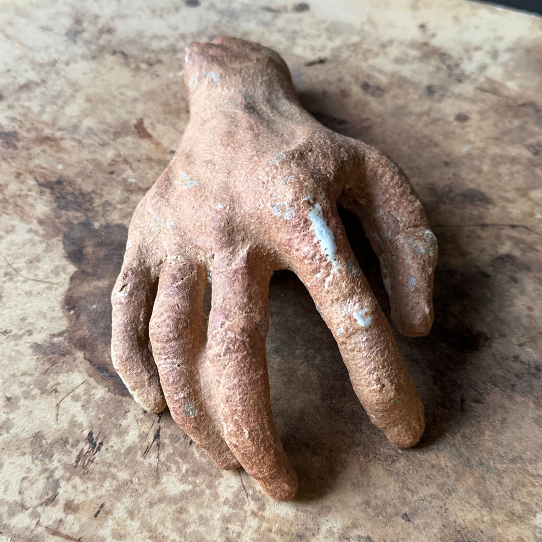 Studio Pottery Ceramic Hand - Monte Visión