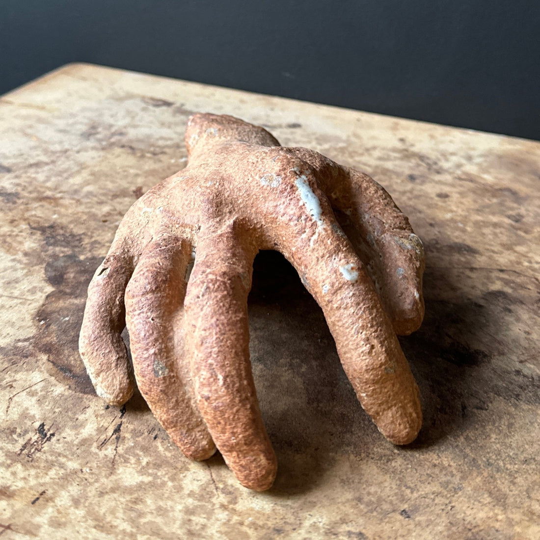 Studio Pottery Ceramic Hand - Monte Visión