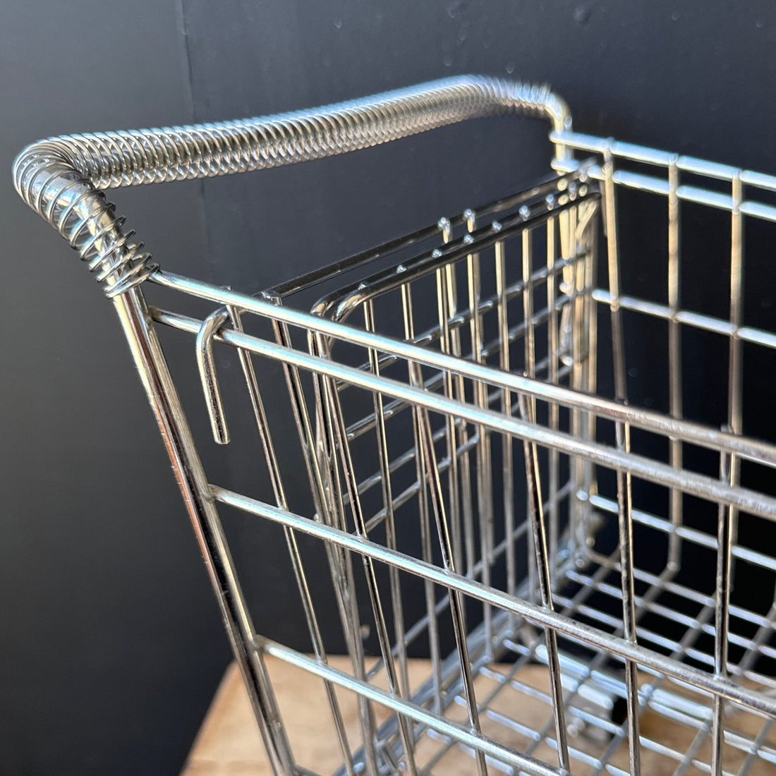 Vintage Shopping Cart Fruit Basket - Monte Visión